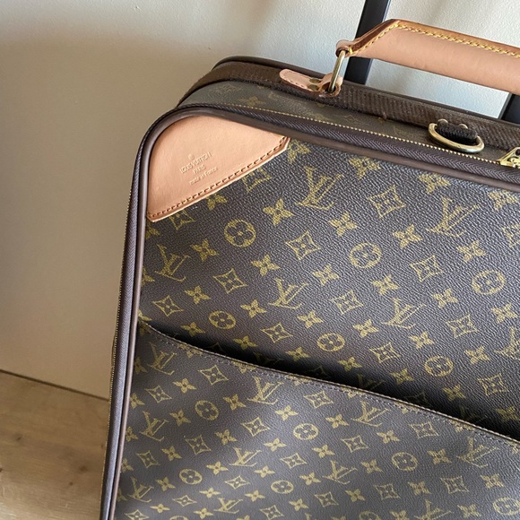 Authentic Louis Vuitton pegase 60 carry on monogram - Picture 3 of 8